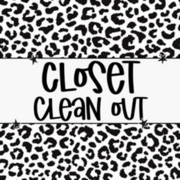 Meet your Posher, Jaime - Picture 2 of 3